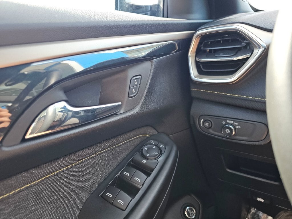 2024 Chevrolet Trailblazer Base