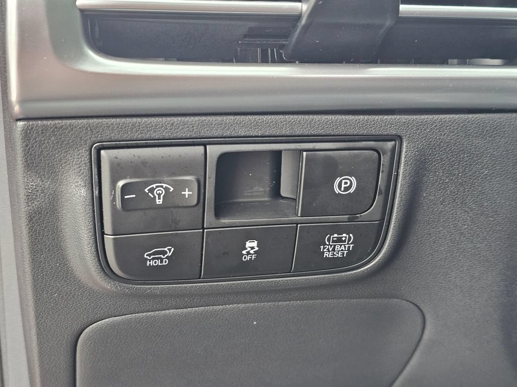 2025 Hyundai Tucson Hybrid Base