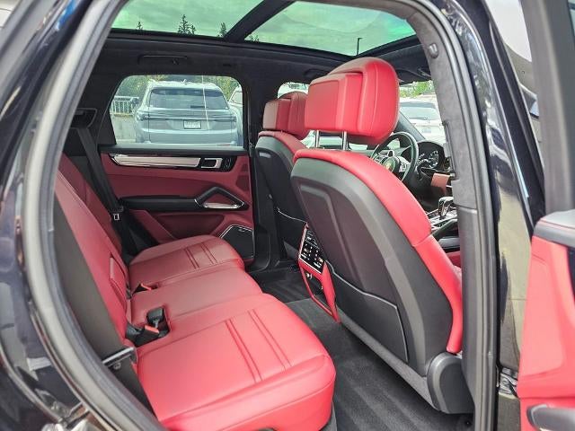 2021 Porsche Cayenne Turbo S E-Hybrid