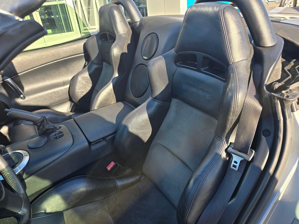 2004 Dodge Viper SRT10