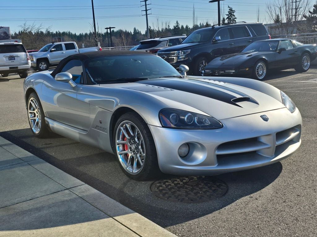 2004 Dodge Viper SRT10