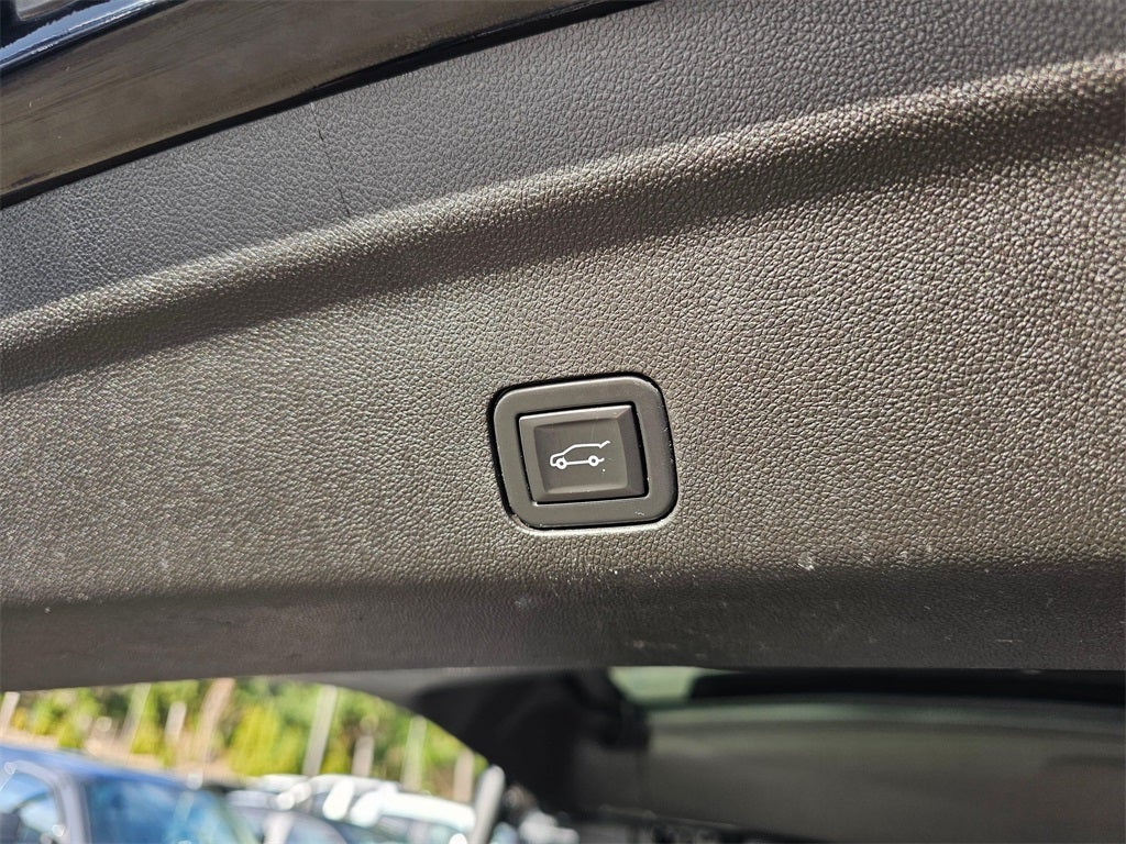 2021 Chevrolet Suburban RST