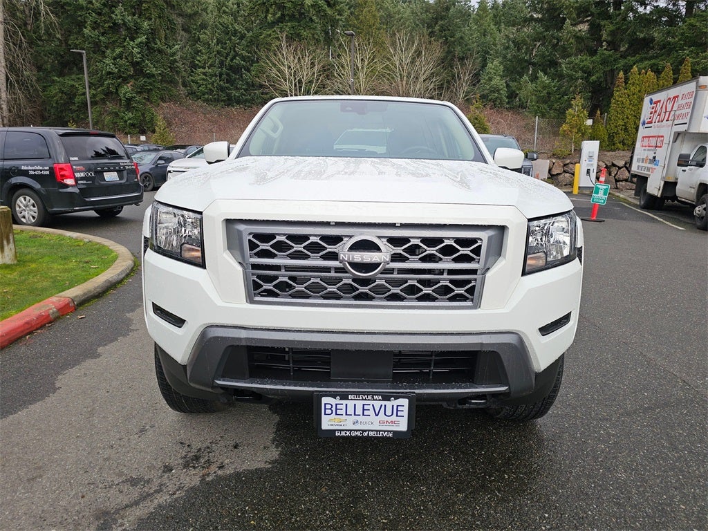 2023 Nissan Frontier SV