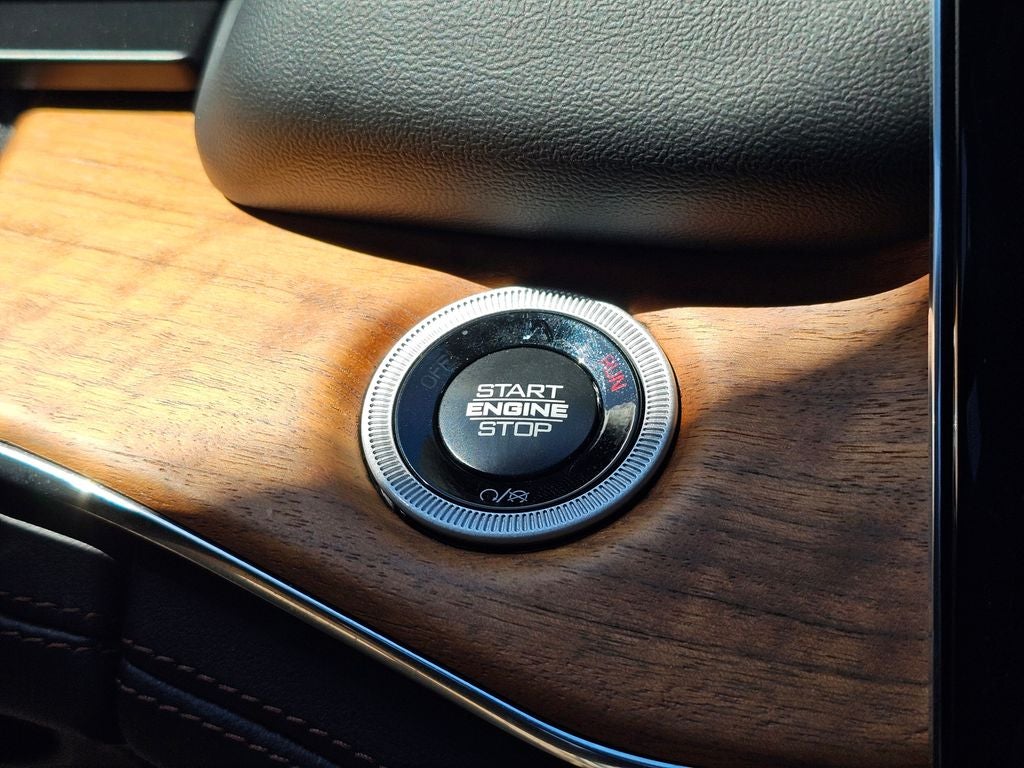 2025 Jeep Grand Cherokee L Summit