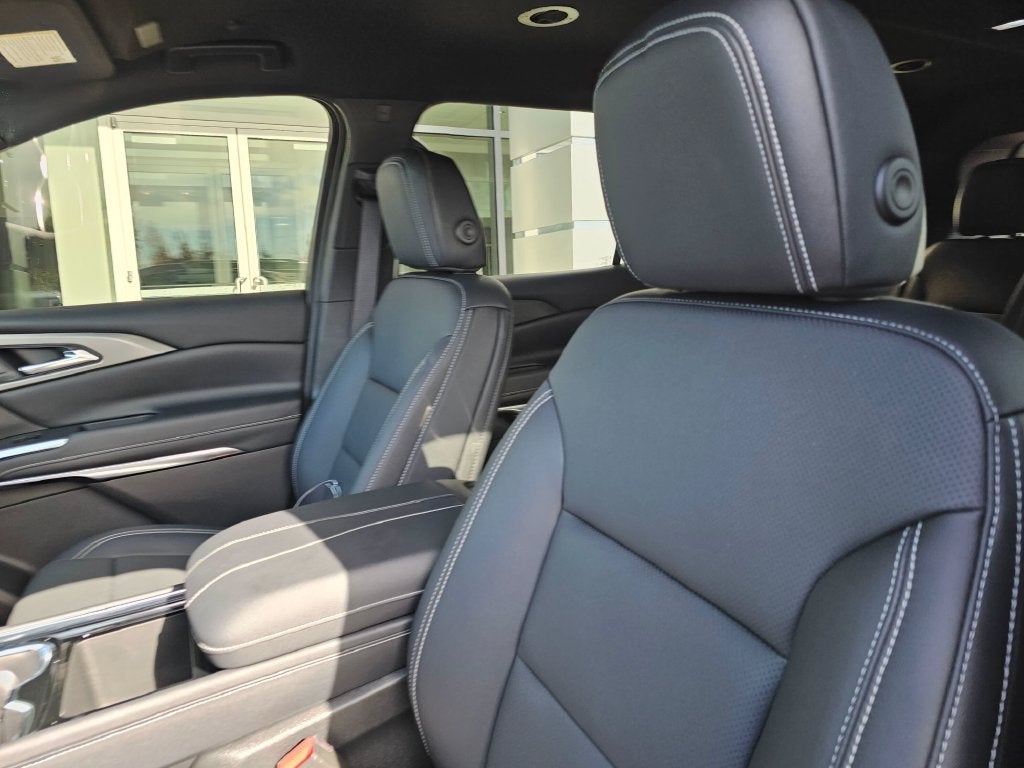 2026 Chevrolet Traverse LT 2LT