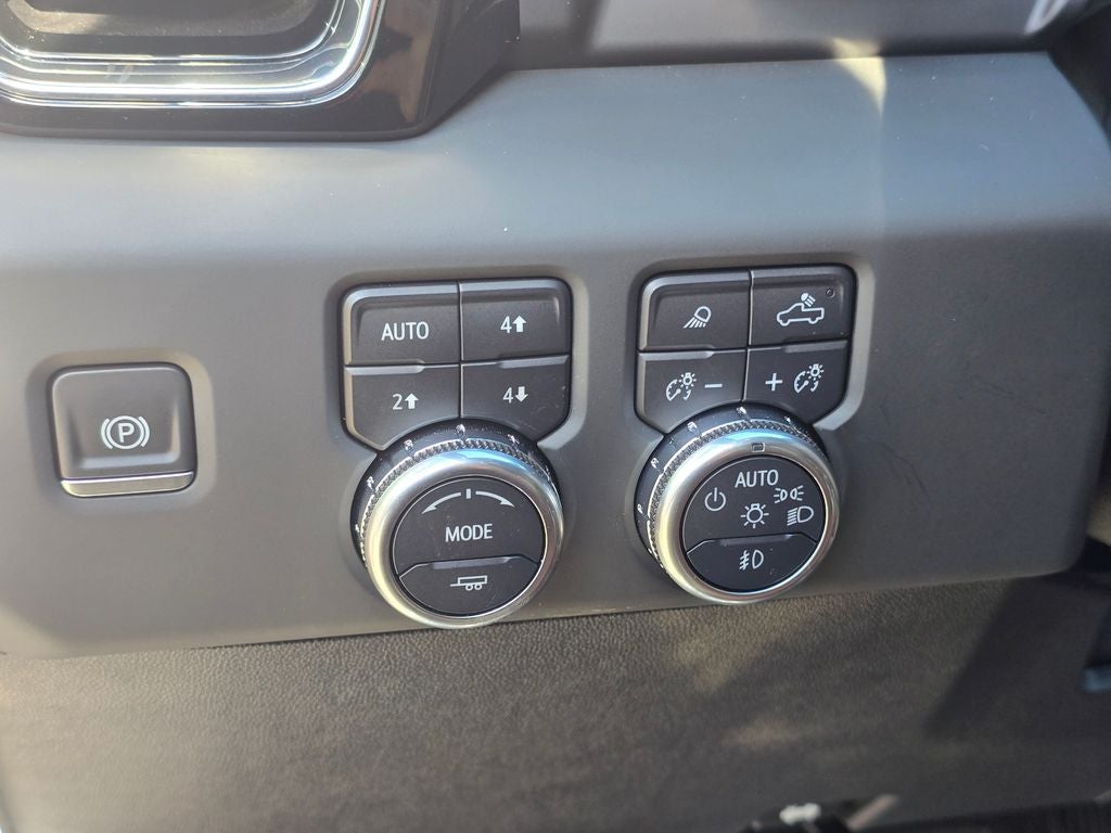 2024 GMC Sierra 3500HD Denali Ultimate