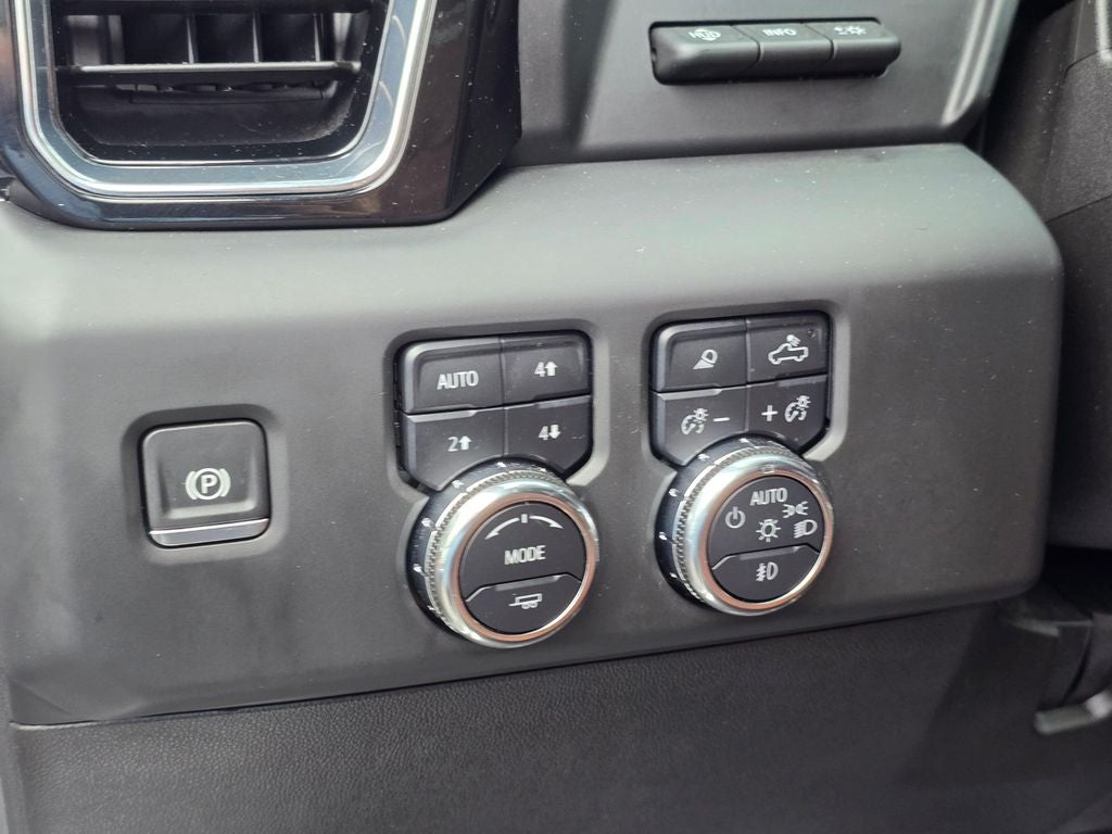 2024 GMC Sierra 3500HD Denali Ultimate