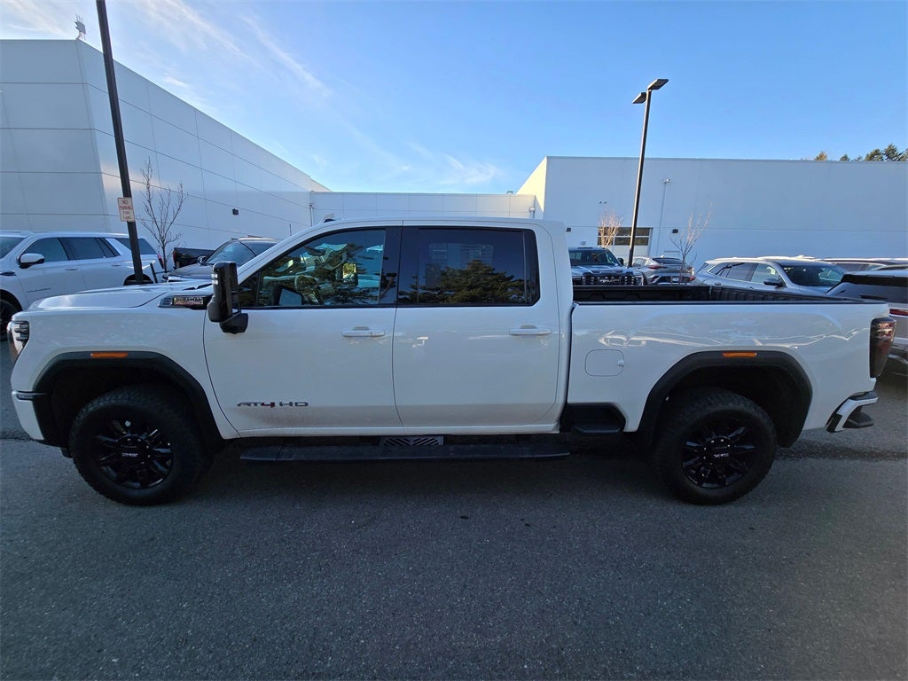 2025 GMC Sierra 3500HD AT4