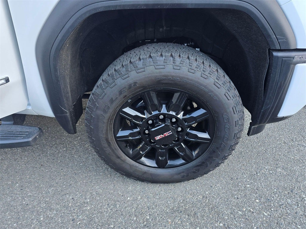 2025 GMC Sierra 3500HD AT4