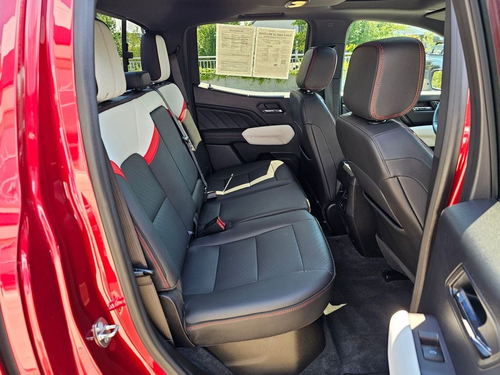 2023 GMC Canyon AT4X Edition 1