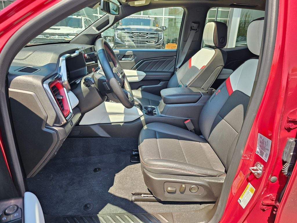2023 GMC Canyon AT4X Edition 1