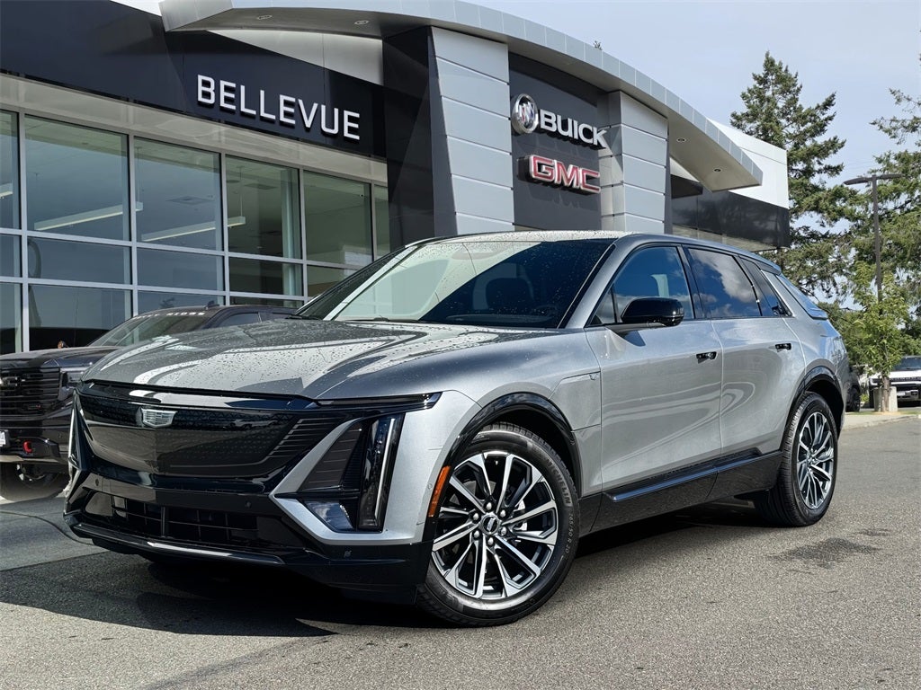 2025 Cadillac LYRIQ Sport