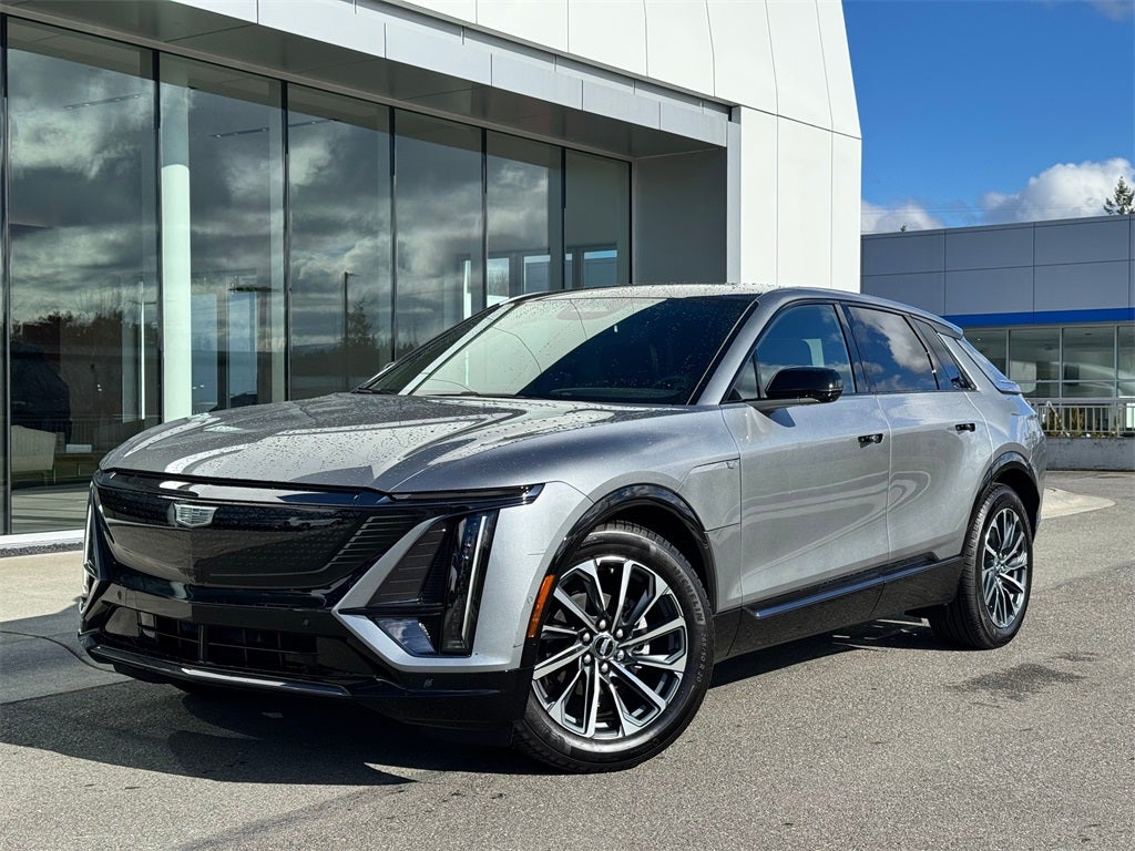 2025 Cadillac LYRIQ Sport
