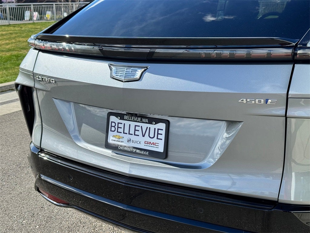 2025 Cadillac LYRIQ Sport