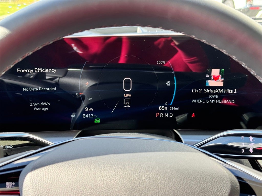 2025 Cadillac LYRIQ Sport