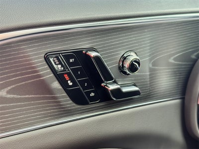 2025 Cadillac LYRIQ Sport