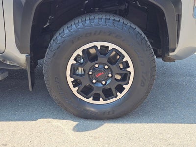 2024 Toyota Tacoma TRD Off-Road
