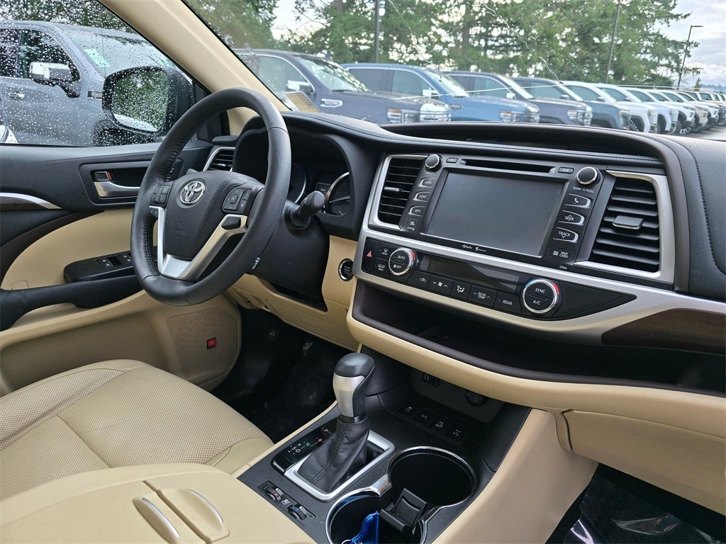 2015 Toyota Highlander Limited