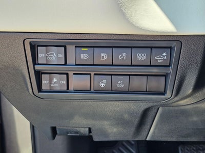 2025 Toyota Sequoia Capstone