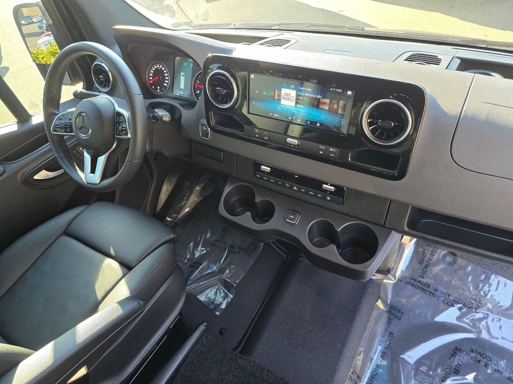 2022 Mercedes-Benz Sprinter 2500 Passenger 170 WB High Roof